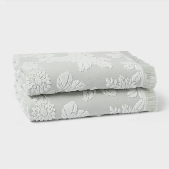 2!!!! THRESHOLD NWT traditional garden floral bath towels -green - Picture 2 of 9